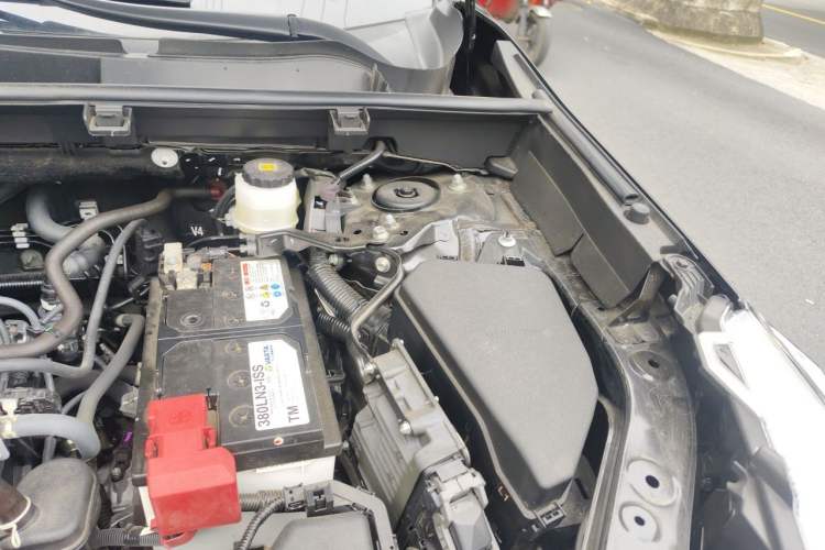 Used Toyota Wildlander 2024 2.0L CVT Two-Wheel Drive Leading Edition Engine Bay Left