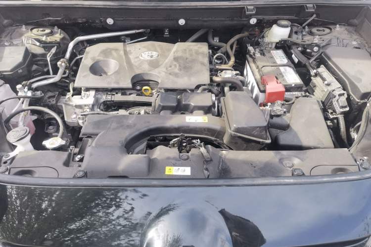 Used Toyota Wildlander 2024 2.0L CVT Two-Wheel Drive Luxury PLUS Edition Engine Bay