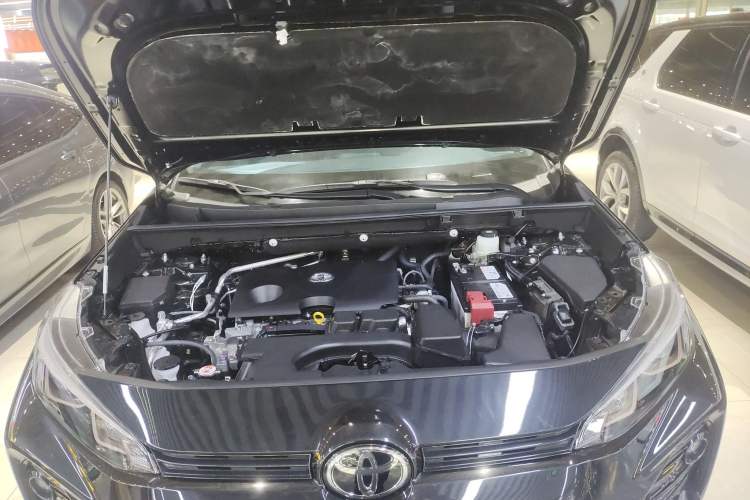 Used Toyota Wildlander 2024 2.0L CVT 4x4 Luxury PLUS Edition Engine Bay