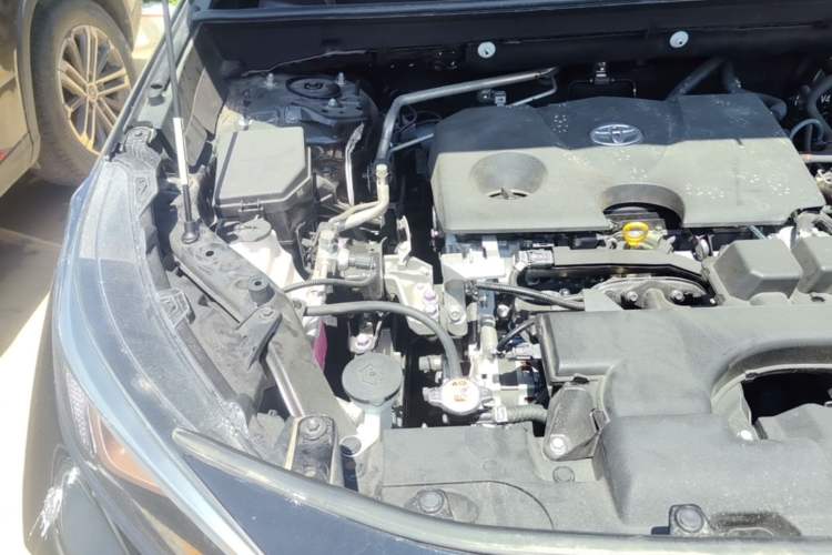 Used Toyota Wildlander 2024 2.0L CVT Two-Wheel Drive Luxury PLUS Edition Engine Bay Right