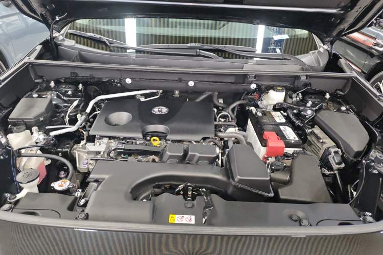Used Toyota Wildlander 2024 2.0L CVT Two-Wheel Drive Luxury PLUS Edition Engine Bay