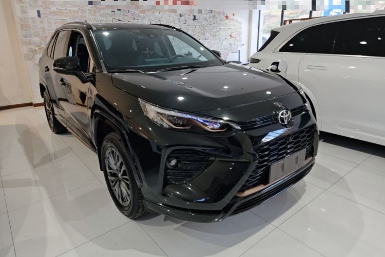 Used Toyota Wildlander 2024 2.0L CVT 4x4 Luxury PLUS Edition Exterior 2