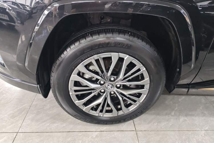 Used Toyota Wildlander 2024 2.0L CVT Two-Wheel Drive Luxury PLUS Edition Exterior 4