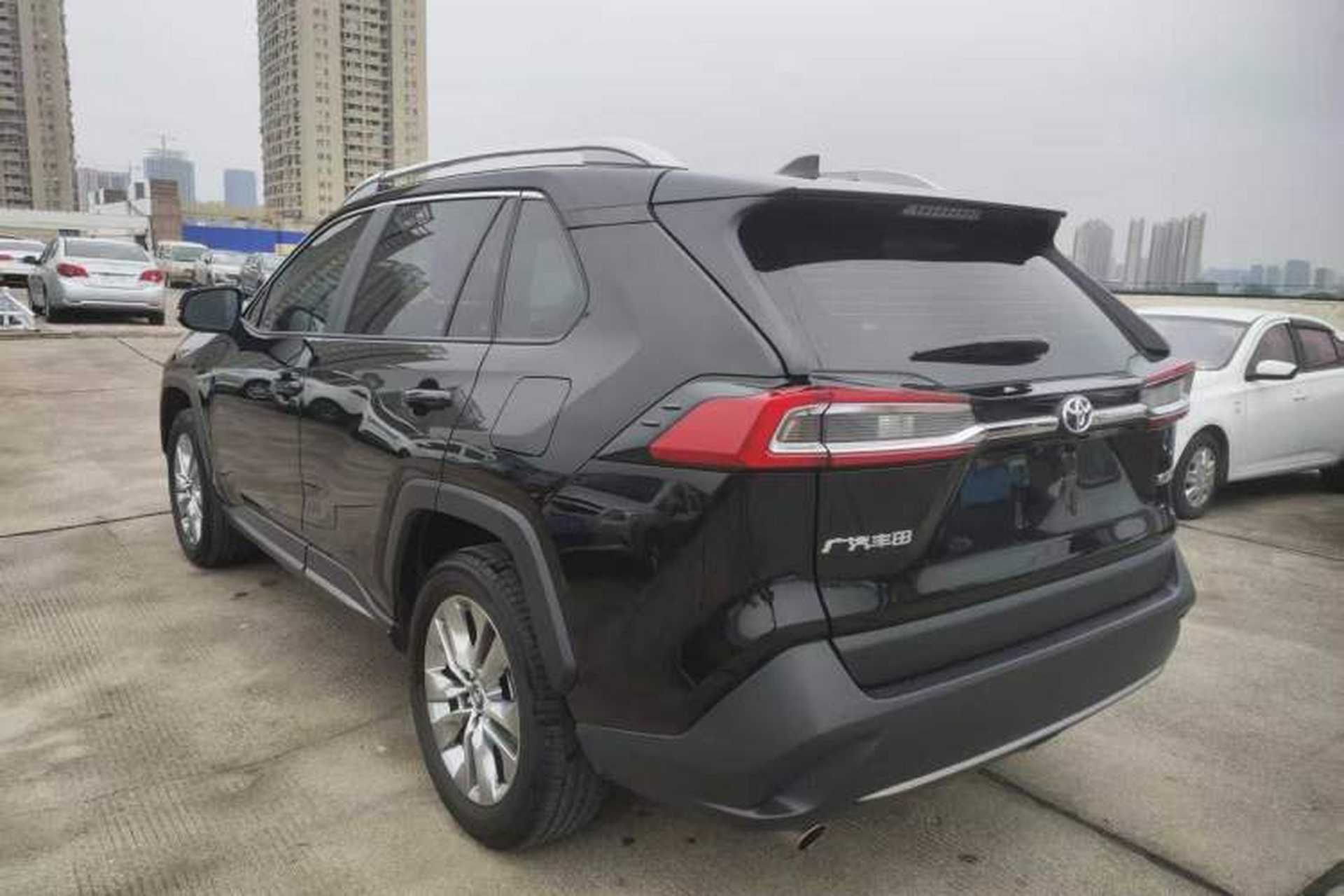 Used Toyota Wildlander 2024 2.0L CVT Two-Wheel Drive Leading Edition Exterior 5