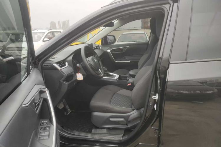 Used Toyota Wildlander 2024 2.0L CVT Two-Wheel Drive Leading Edition Exterior 6
