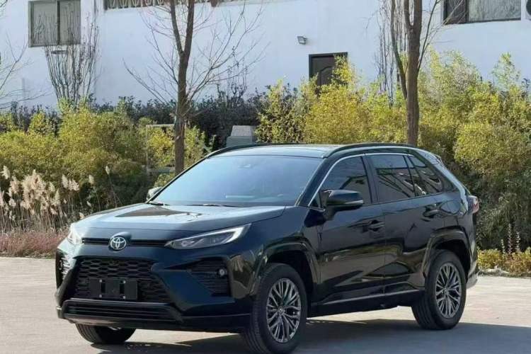 Used Toyota Wildlander 2024 2.0L CVT 4x4 Luxury PLUS Edition Exterior 6