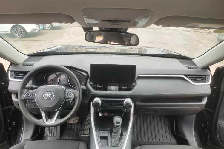 Used Toyota Wildlander 2024 2.0L CVT Two-Wheel Drive Leading Edition Exterior 9