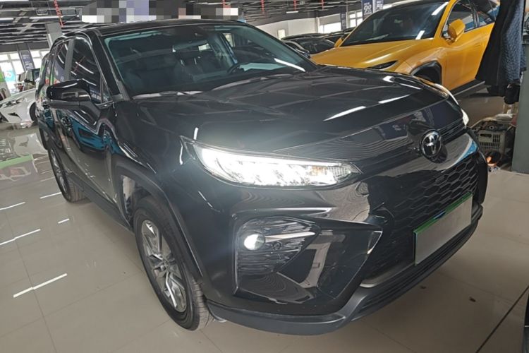 Used Toyota Wildlander 2024 2.0L CVT Two-Wheel Drive Leading Edition Front Right 45 Deg