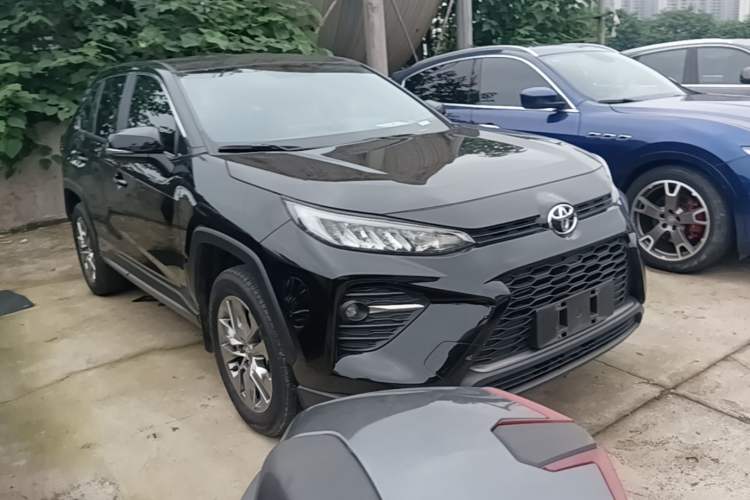 Used Toyota Wildlander 2024 2.0L CVT Two-Wheel Drive Leading Edition Front Right 45 Deg