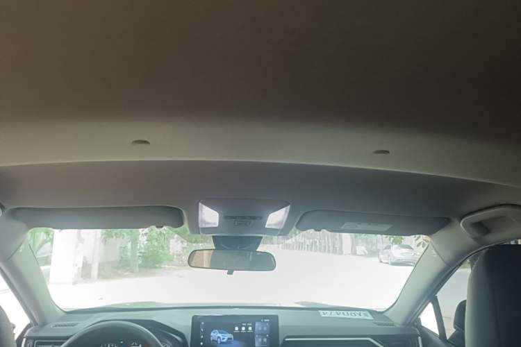 Used Toyota Wildlander 2024 2.0L CVT Two-Wheel Drive Leading Edition Headliner