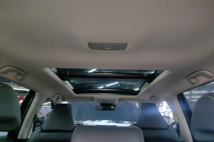 Used Toyota Wildlander 2024 2.0L CVT 4x4 Luxury PLUS Edition Headliner