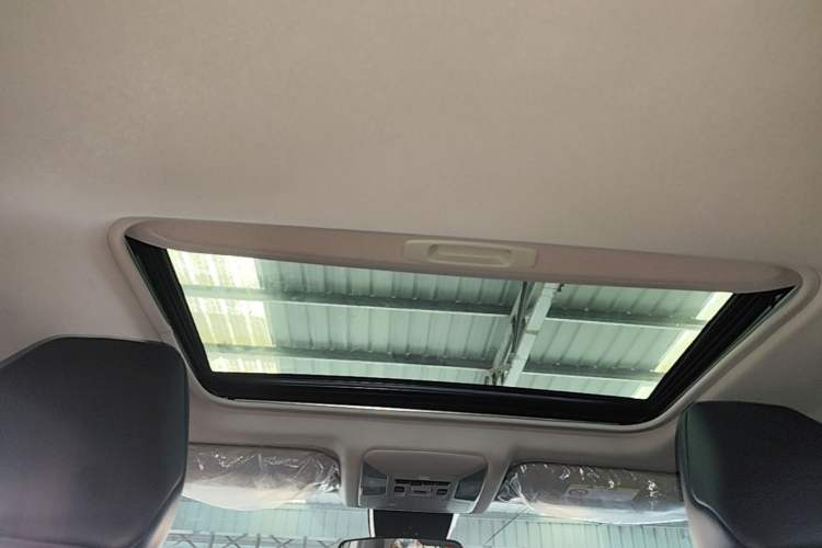 Used Toyota Wildlander 2024 2.0L CVT Two-Wheel Drive Urban Edition Headliner