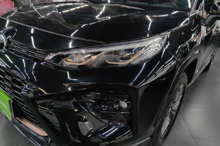 Used Toyota Wildlander 2024 2.0L CVT 4x4 Luxury PLUS Edition Left Front Headlight