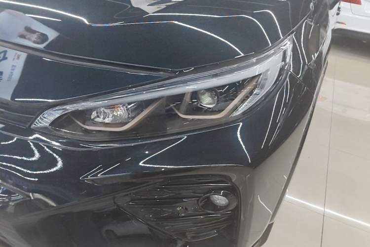 Used Toyota Wildlander 2024 2.0L CVT Two-Wheel Drive Luxury PLUS Edition Left Front Headlight