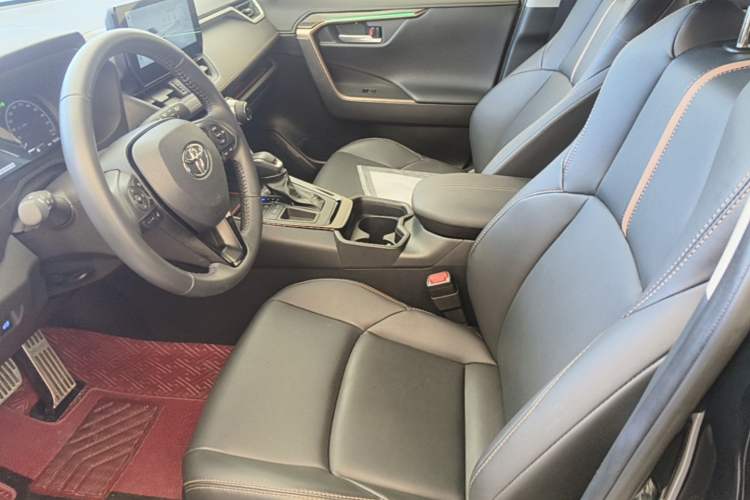 Used Toyota Wildlander 2024 2.0L CVT Two-Wheel Drive Urban Edition Left Front Seat