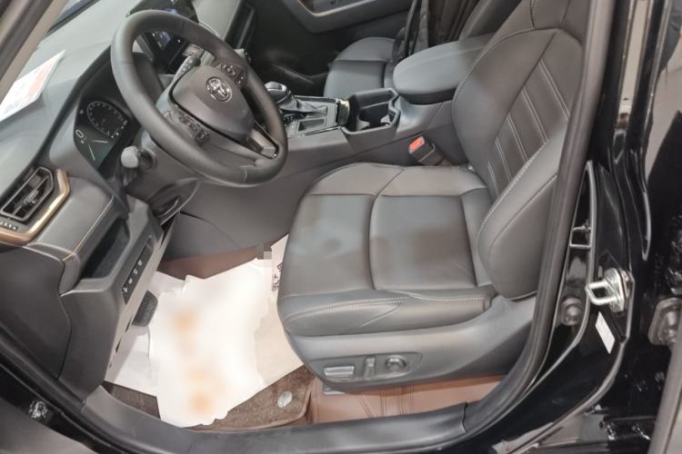Used Toyota Wildlander 2024 2.0L CVT Two-Wheel Drive Luxury PLUS Edition Left Front Seat