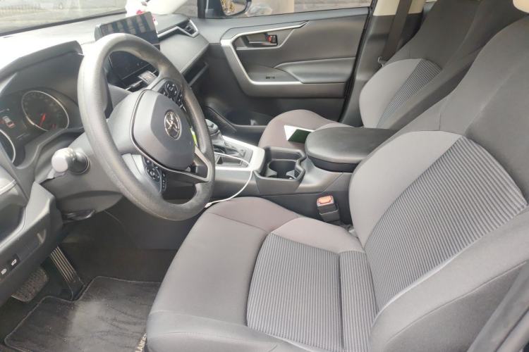 Used Toyota Wildlander 2024 2.0L CVT Two-Wheel Drive Leading Edition Left Front Seat