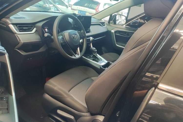 Used Toyota Wildlander 2024 2.0L CVT Two-Wheel Drive Leading Edition Left Front Seat