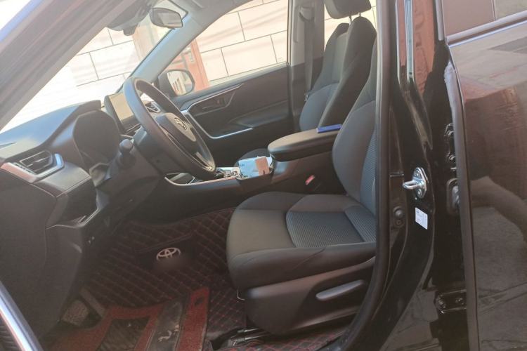 Used Toyota Wildlander 2024 2.0L CVT Two-Wheel Drive Leading Edition Left Front Seat