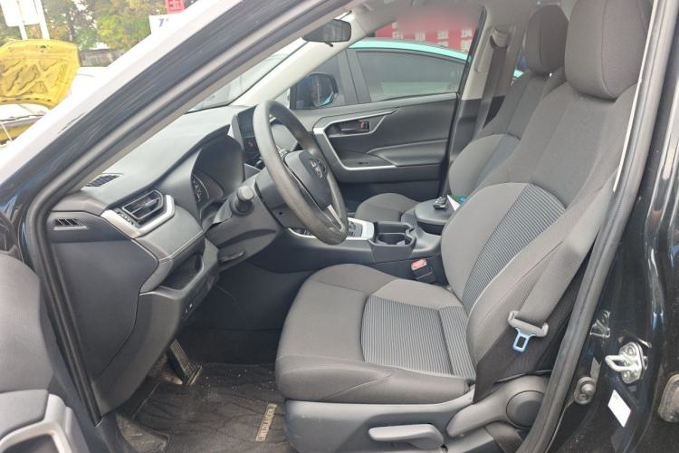 Used Toyota Wildlander 2024 2.0L CVT Two-Wheel Drive Leading Edition Left Front Seat