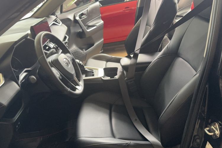 Used Toyota Wildlander 2024 2.0L CVT Two-Wheel Drive Leading Edition Left Front Seat