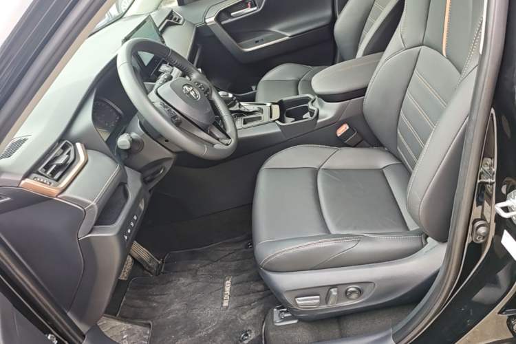 Used Toyota Wildlander 2024 2.0L CVT Two-Wheel Drive Luxury PLUS Edition Left Front Seat