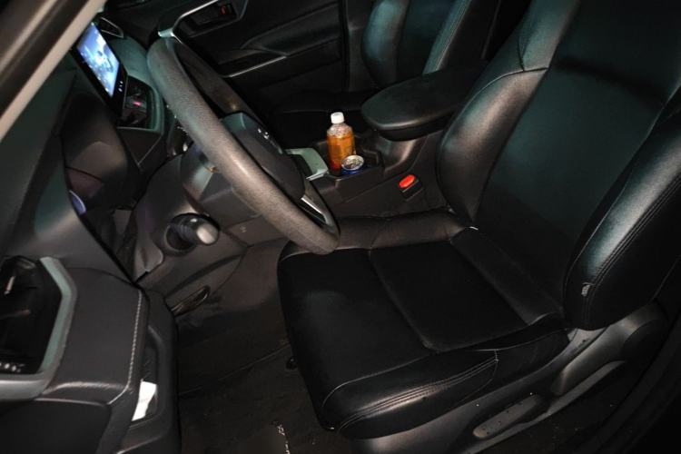 Used Toyota Wildlander 2024 2.0L CVT Two-Wheel Drive Leading Edition Left Front Seat