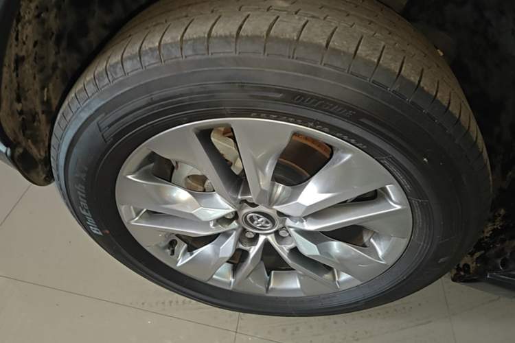 Used Toyota Wildlander 2024 2.0L CVT Two-Wheel Drive Leading Edition Left Front Wheel Hub