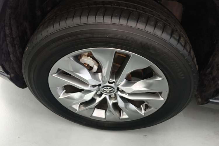 Used Toyota Wildlander 2024 2.0L CVT Two-Wheel Drive Leading Edition Left Front Wheel Hub