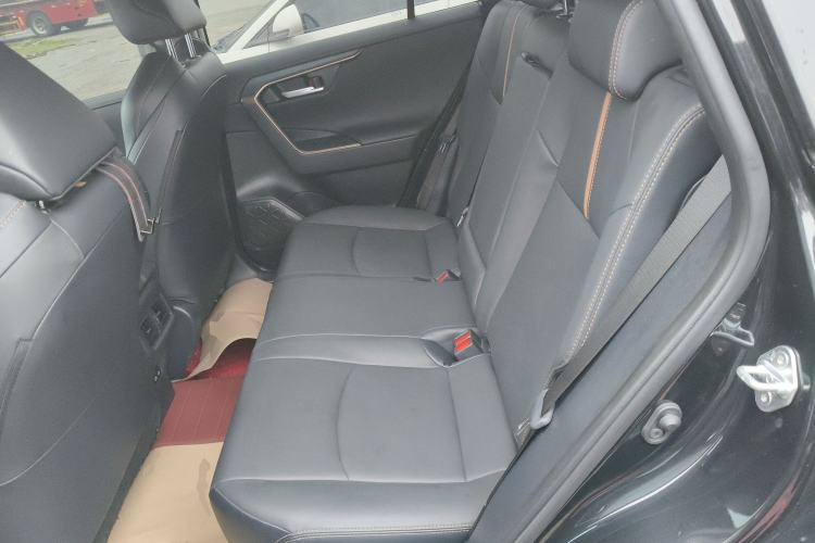 Used Toyota Wildlander 2024 2.0L CVT Two-Wheel Drive Urban Edition Left Rear Seat
