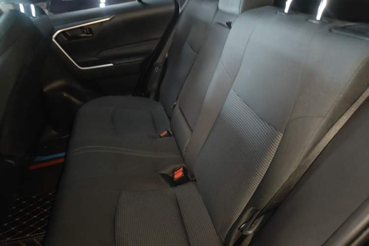 Used Toyota Wildlander 2024 2.0L CVT Two-Wheel Drive Leading Edition Left Rear Seat