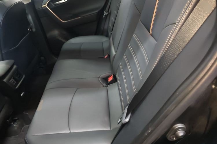 Used Toyota Wildlander 2024 2.0L CVT Two-Wheel Drive Luxury PLUS Edition Left Rear Seat