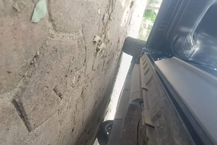Used Toyota Wildlander 2024 2.0L CVT Two-Wheel Drive Leading Edition Left Side Sill