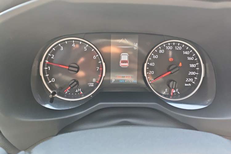 Used Toyota Wildlander 2024 2.0L CVT Two-Wheel Drive Leading Edition Odometer Close Up