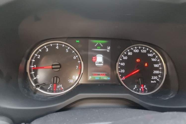 Used Toyota Wildlander 2024 2.0L CVT Two-Wheel Drive Leading Edition Odometer Close Up