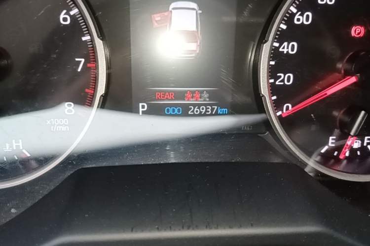 Used Toyota Wildlander 2024 2.0L CVT Two-Wheel Drive Leading Edition Odometer Close Up
