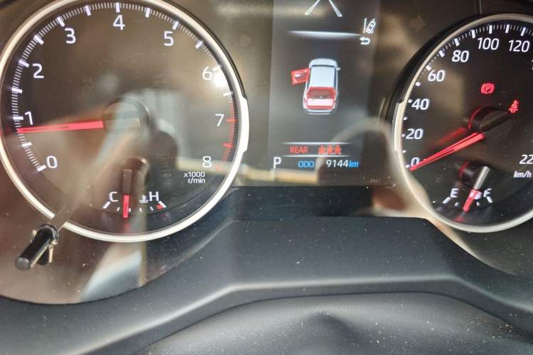 Used Toyota Wildlander 2024 2.0L CVT Two-Wheel Drive Leading Edition Odometer Close Up