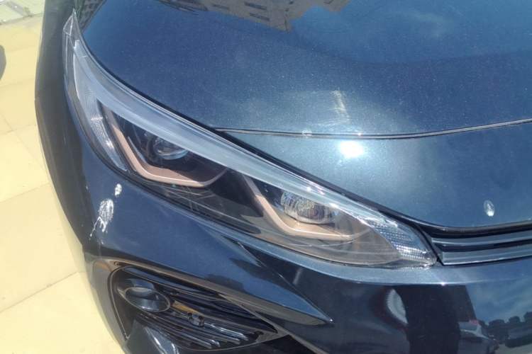 Used Toyota Wildlander 2024 2.0L CVT Two-Wheel Drive Luxury PLUS Edition Right Front Headlight