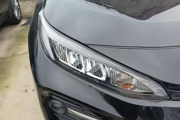Used Toyota Wildlander 2024 2.0L CVT Two-Wheel Drive Leading Edition Right Front Headlight