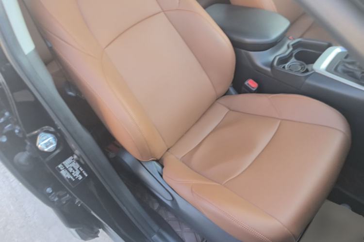 Used Toyota Wildlander 2024 2.0L CVT Two-Wheel Drive Leading Edition Right Front Seat