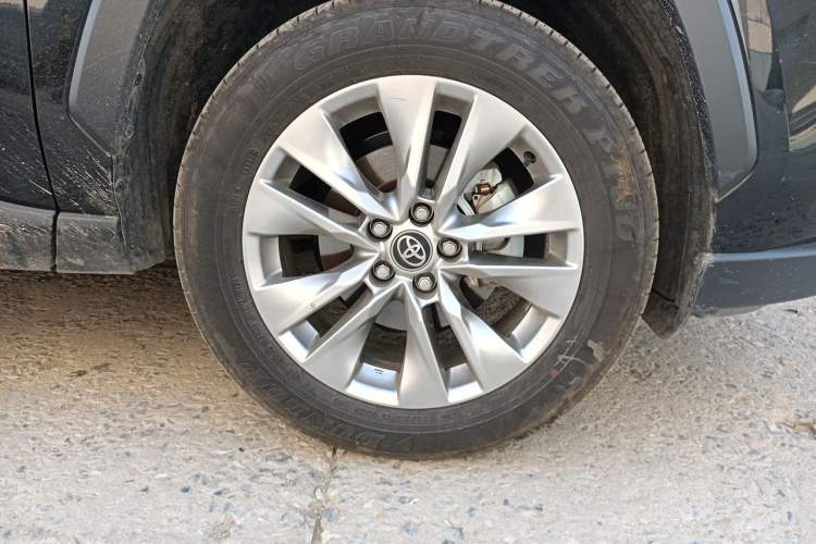 Used Toyota Wildlander 2024 2.0L CVT Two-Wheel Drive Leading Edition Right Front Wheel Hub