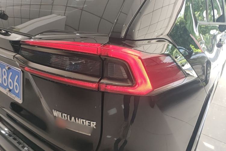 Used Toyota Wildlander 2024 2.0L CVT Two-Wheel Drive Luxury PLUS Edition Right Rear Taillight