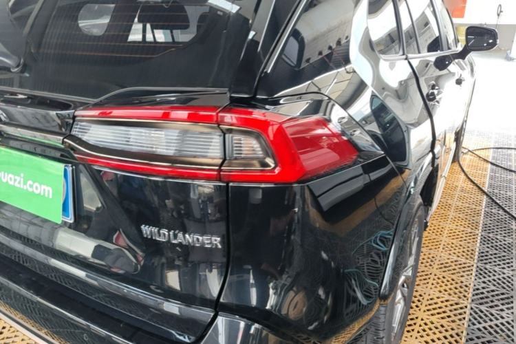 Used Toyota Wildlander 2024 2.0L CVT Two-Wheel Drive Luxury PLUS Edition Right Rear Taillight