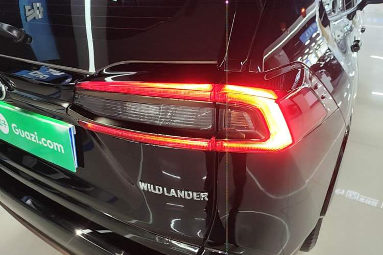 Used Toyota Wildlander 2024 2.0L CVT Two-Wheel Drive Luxury PLUS Edition Right Rear Taillight