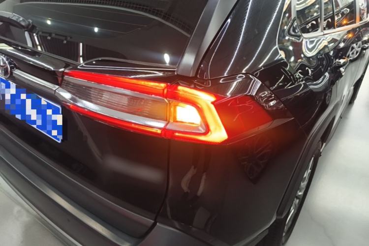 Used Toyota Wildlander 2024 2.0L CVT Two-Wheel Drive Leading Edition Right Rear Taillight