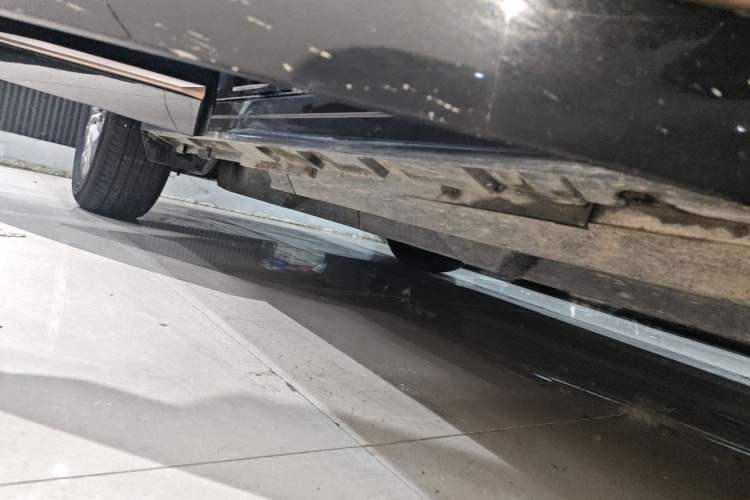 Used Toyota Wildlander 2024 2.0L CVT Two-Wheel Drive Urban Edition Right Side Sill