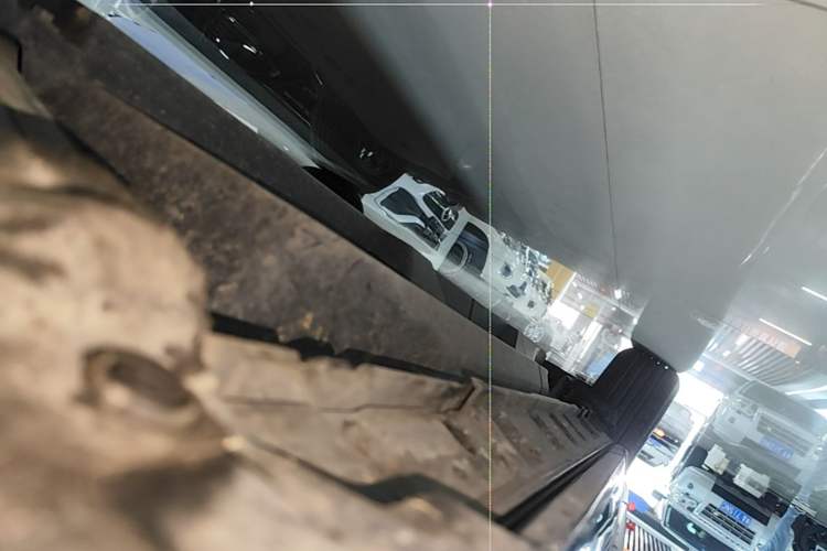Used Toyota Wildlander 2024 2.0L CVT Two-Wheel Drive Luxury PLUS Edition Right Side Sill