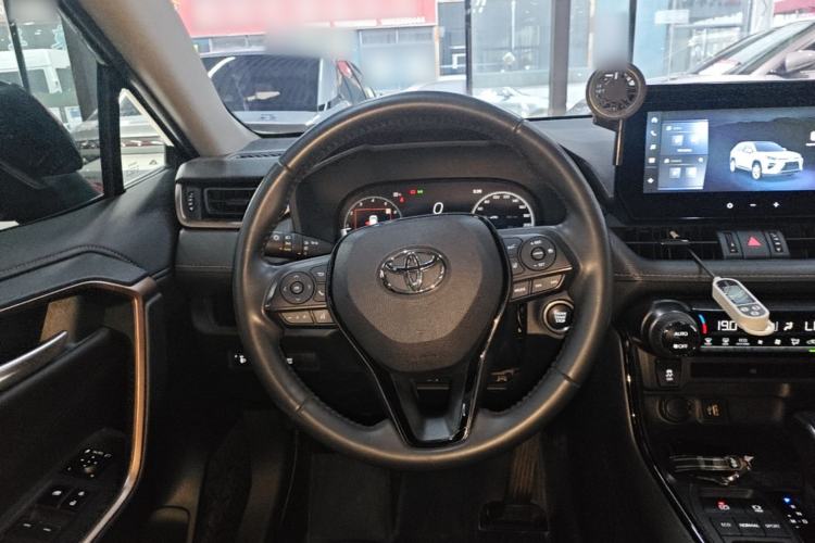 Used Toyota Wildlander 2024 2.0L CVT Two-Wheel Drive Urban Edition Steering Wheel