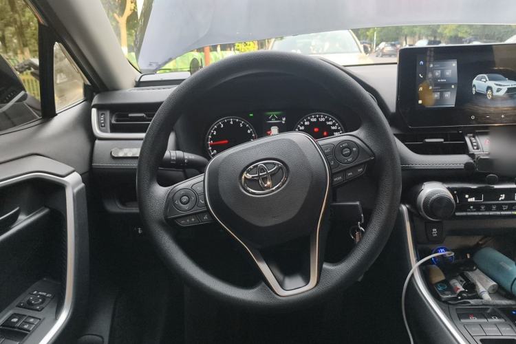 Used Toyota Wildlander 2024 2.0L CVT Two-Wheel Drive Leading Edition Steering Wheel