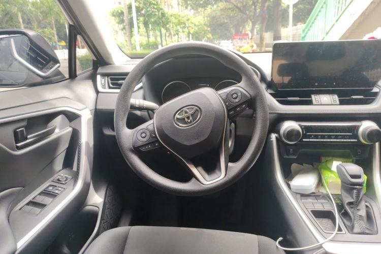 Used Toyota Wildlander 2024 2.0L CVT Two-Wheel Drive Leading Edition Steering Wheel
